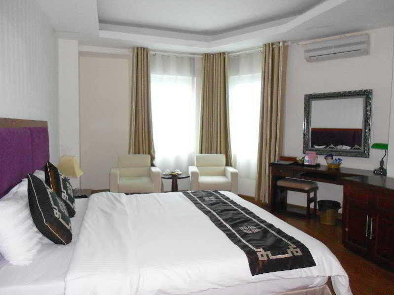 A25 Hotel - 61 Luong Ngoc Quyen Hanoi Bagian luar foto